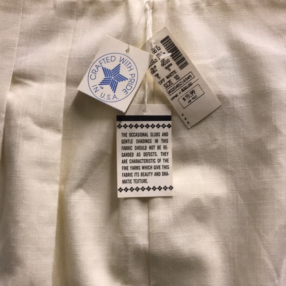 White skirt with tags - Picture 2 of 5